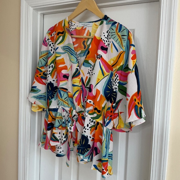 Sweet Rain Peplum Top, Size Large - Picture 5 of 7